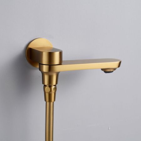 Душевая система встраиваемая Shevanik S4335G, золотой сатин