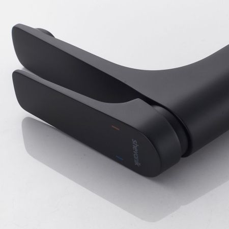 Смеситель для раковины Shevanik S4201H, черный