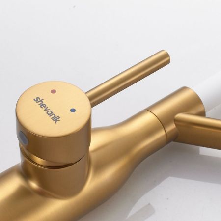 Смеситель для кухни с гибким изливом Shevanik S343G-1, золотой сатин