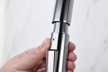 Смеситель для кухни с вытяжным изливом 2 jet AQUATEK AQ1384CR ЕВРОПА