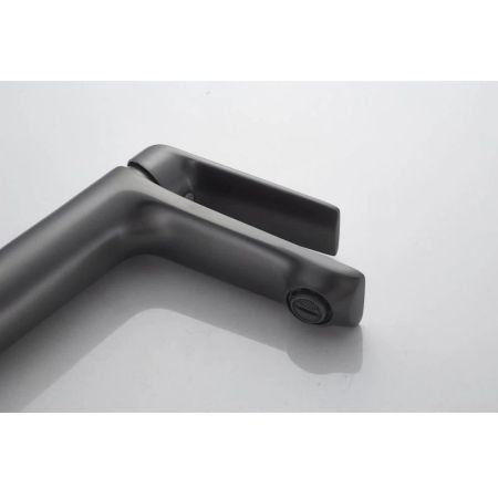 Cмеситель для раковины Knotlor KN-60/GM, оружейная сталь, артикул KN-60/GM