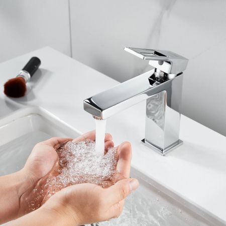 Смеситель для раковины Raffine F0196, хром