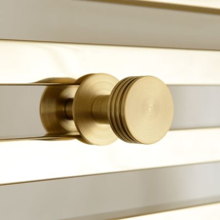 Крючок, Сунержа, КАНЬОН, одинарный, ширина, мм-34, глубина, мм-49, высота, мм-34, тип установки-между перемычками полотенцесушителя, для водяных и электрических моделей, материал-нержавеющая сталь, крепления в комплекте, цвет-латунь состаренная, артикул 051-2010-0003