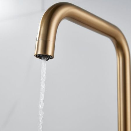 Смеситель для кухни с подключением фильтра Shevanik S228G, золотой сатин, артикул S228G