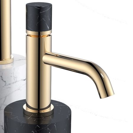 Смеситель для раковины Boheme Stick 121-G-MR-B Золото Черный