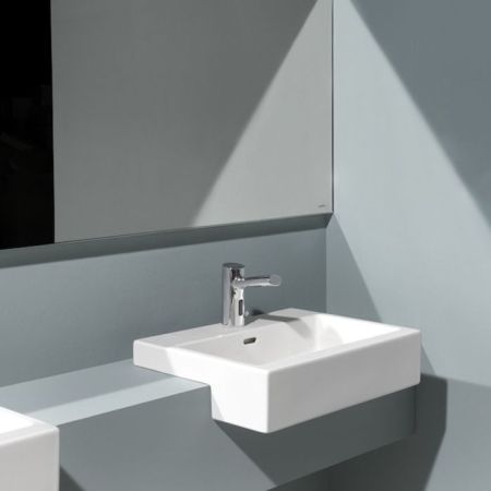 Laufen Living City Раковина 550x460х140мм, полувстр. с 1 отв. под смеситель, полувстраив., цвет: белый