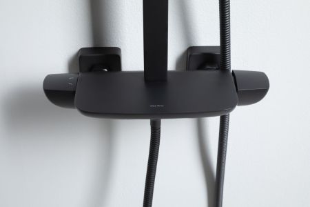 Душевая стойка Allen Brau Infinity 5.21030-31 черный матовый, артикул 5.21030-31