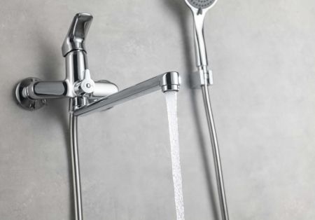 AQ1042CR ВЕГА смеситель для ванны с длинным изливом + AQ2011CR ВЕГА душевой гарнитур 3jet 73см, артикул AQ1033CR