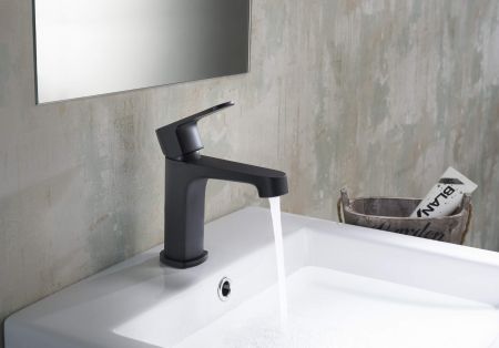 Смеситель для раковины 98, без донного клапана AQUATEK, матовый черный AQ1210MB ОБЕРОН, артикул AQ1210MB