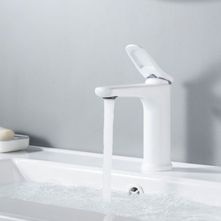 Смеситель для раковины Shevanik S4701C, белый