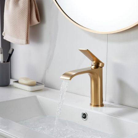 Смеситель для раковины Shevanik S4101G, золотой сатин