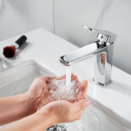 Смеситель для раковины Raffine F0199, хром