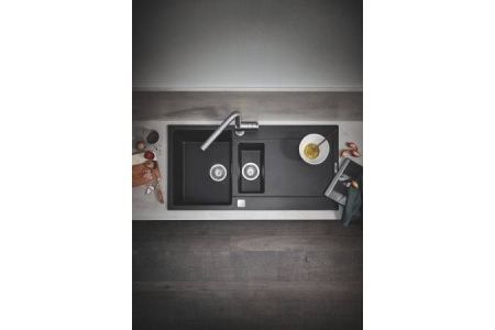 Мойка GROHE K500 с 1,5 чашей, 1000 x 500 мм, черный гранит (31646AP0) Мойка GROHE K500 с 1,5 чашей, 1000 x 500 мм, черный гранит (31646AP0)