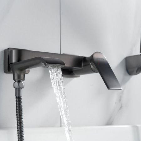 Смеситель для ванны Shevanik S4102T, оружейная сталь, артикул S4102T