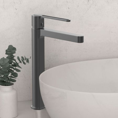 смесители для раковины Vincea Смеситель для раковины Rondo VBF-1R2GM однорычажный, вороненая сталь,, артикул VBF-1R2GM