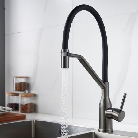 Смеситель для кухни с гибким изливом Shevanik S343T-3, оружейная сталь