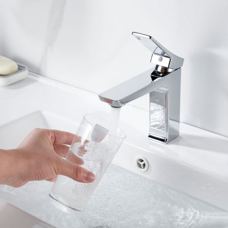 Смеситель для раковины Shevanik S4401, хром