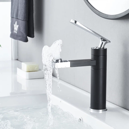 Смеситель для раковины с поворотным носиком Shevanik S6601H, черный/хром, артикул S6601H