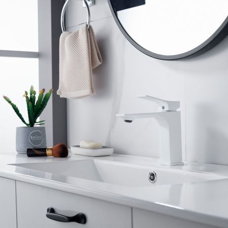 Смеситель для раковины Shevanik S6101C, белый