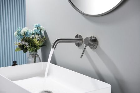 Смеситель для раковины встроенный Timo Saona 2372/18SM черное золото, артикул 2372/18SM