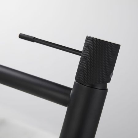 Смеситель для накладной раковины Desire VBF-1D2MB однорычажный, черный, артикул VBF-1D2MB