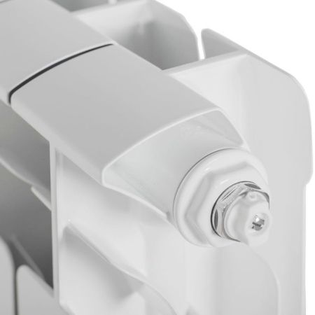 Биметаллический радиатор Rifar Base 350 7 секций с боковым подключением