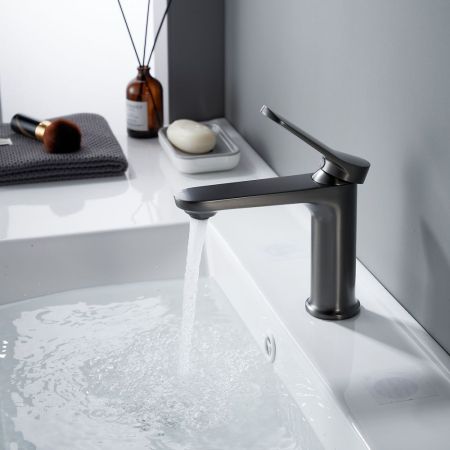 Смеситель для раковины Shevanik S4301T, оружейная сталь, артикул S4301T