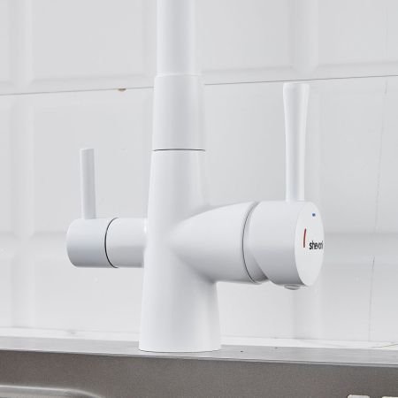 Смеситель для кухни с подключением фильтра Shevanik S528C, белый