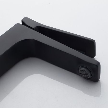 Смеситель для раковины Shevanik S4601H, черный, артикул S4601H