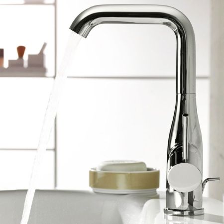 Смеситель для раковины GROHE Essence+ с донным клапаном и высоким изливом, хром (32628001), артикул 32628001