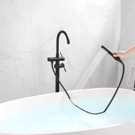 Смеситель BRAIES Matt Black для отдельностоящей ванны BOCH MANN BM8921, артикул BM8921