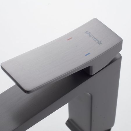 Смеситель для раковины Shevanik S4401T, оружейная сталь