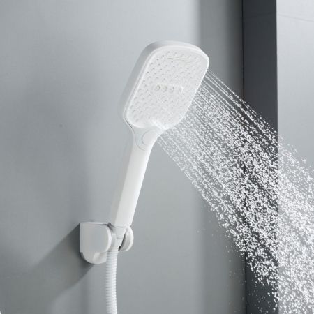 Смеситель для ванны Shevanik S4002C, белый