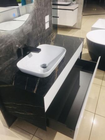 Комплект мебели для ванной Black&White Universe U907.1200 подвесной Белый, артикул 907U1200