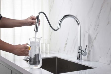 Смеситель для кухни с вытяжным изливом 2 jet AQUATEK AQ1384CR ЕВРОПА