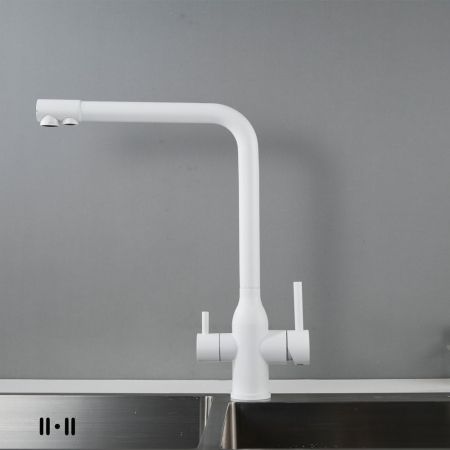 Смеситель для кухни с подключением фильтра Shevanik S248C, белый