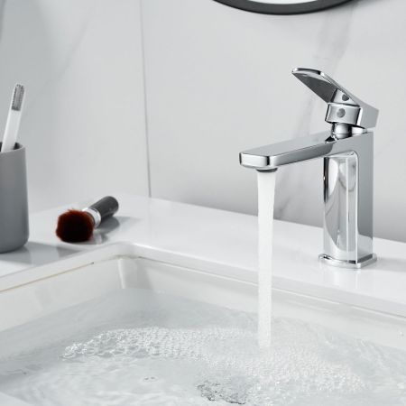 Смеситель для раковины Raffine F0199, хром