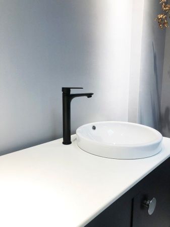 Смеситель SANTA XLB для раковины, черный, высокий BOCH MANN BM8597