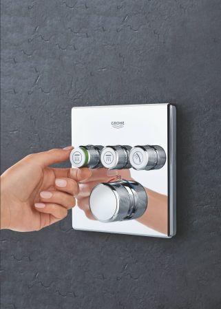 Внешняя часть термостатического смесителя на 3 выхода GROHE Grohtherm SmartControl, хром (29126000)