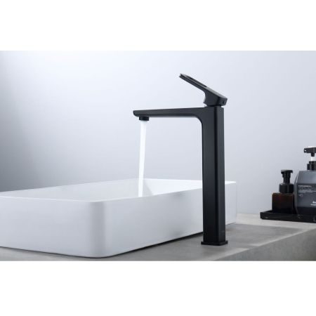 Смеситель для раковины Raglo R51.15.06, черный, артикул R51.15.06