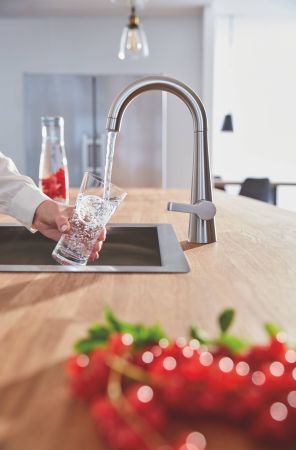 Вентиль вертикальный для подачи фильтрованной воды GROHE Zedra, суперсталь (30026DC2)