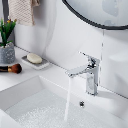 Смеситель для раковины Shevanik S4201, хром