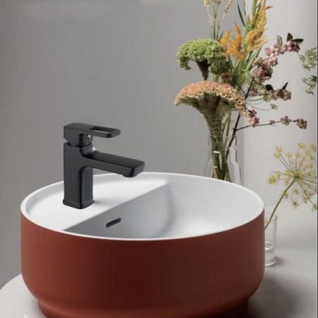 Смеситель для раковины D-Lin D110366-A, черный, артикул D110366-A