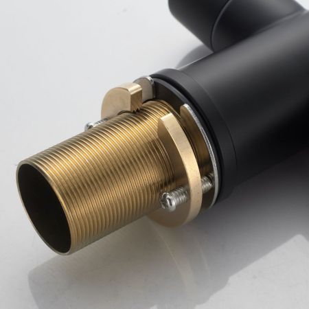 Смеситель для кухни с гибким изливом и подключением фильтра Shevanik S378H, черный