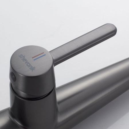 Смеситель для кухни с выдвижным изливом Shevanik S363T, оружейная сталь