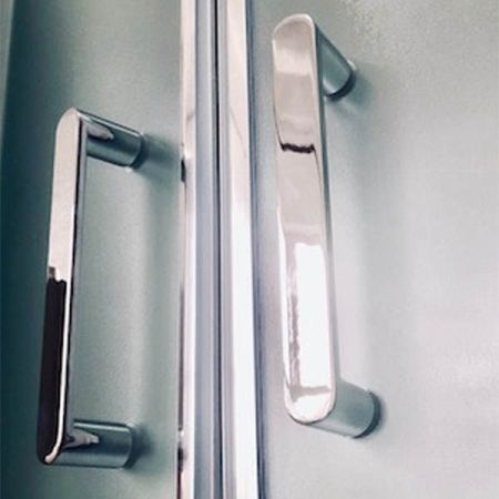 Душевая кабина Royal Bath HP 90х90 RB90HP1-M-CH стекло матовое задняя стенка Белая