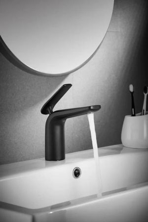 Смеситель для раковины Rose R39H R3901H, черный