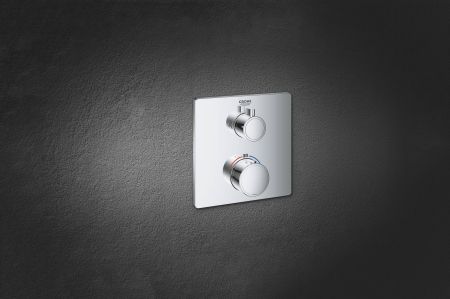 Термостатический смеситель для душа GROHE Grohtherm с переключателем на 2 положения верхний-ручной душ, внешняя часть, квадратная розетка, хром (24079000), артикул 24079000