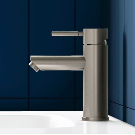 D3002100SS Logic new  смеситель для умывальника из нержавеющей стали, артикул D3002100SS