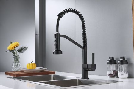 Смеситель для кухни с гибким изливом Shevanik S963H, черный, артикул S963H